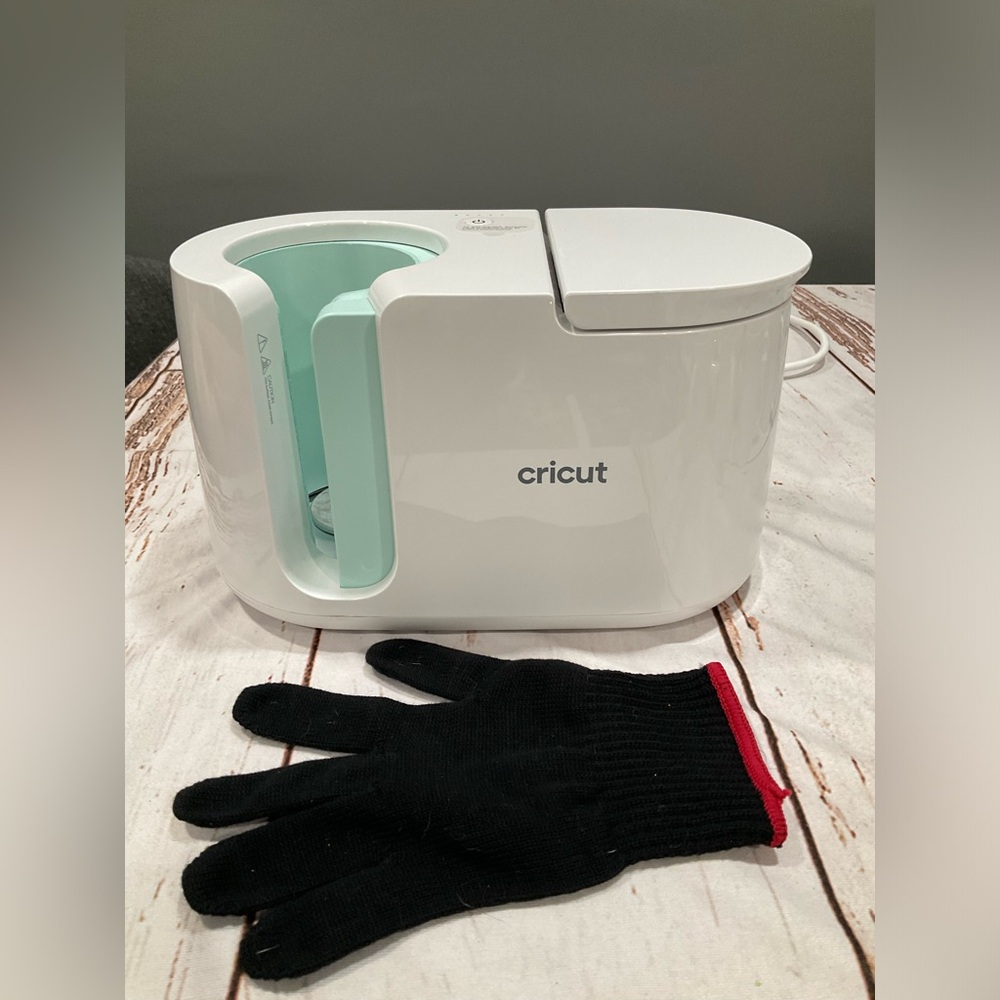 CRICUT MUG‎ PRESS